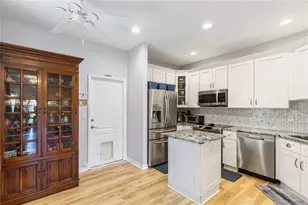 1050 Starkey Rd, Largo, FL 33771 - Photo 6