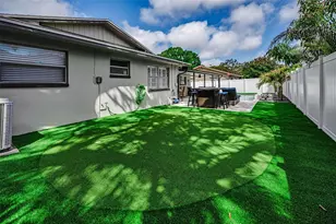 1575 Sandalwood Dr, Dunedin, FL 34698 - Photo 40