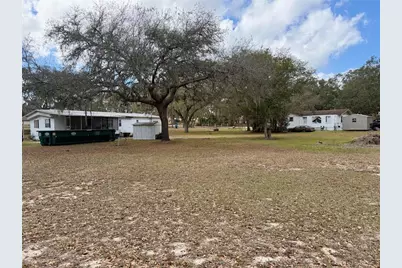 13329 SE 175th Street, Weirsdale, FL 32195 - Photo 2