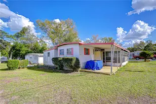 37427 Hammond Dr, Zephyrhills, FL 33541 - Photo 32