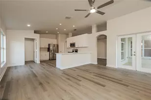 1121 Tuscanny St, Brandon, FL 33511 - Photo 4