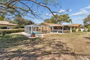 1807 Oak Forest Dr S, Clearwater, FL 33759 - Photo 30