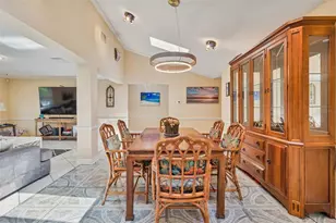 1807 Oak Forest Dr S, Clearwater, FL 33759 - Photo 10