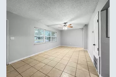 [Address not provided], Plant City, FL 33563 - Photo 4