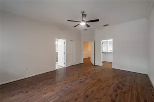 9719 Taylor Rose Ln, Seminole, FL 33777 - Photo 28