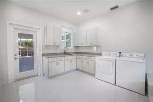 877 42nd Ave N, Saint Petersburg, FL 33703 - Photo 20