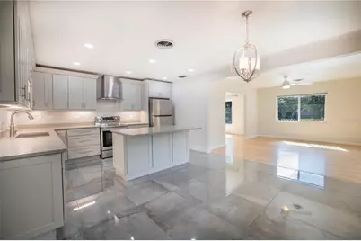 877 42nd Avenue N, Saint Petersburg, FL 33703 - Photo 8