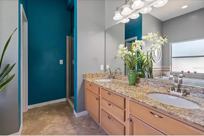 5001 44th Avenue N, Saint Petersburg, FL 33709 - Photo 18