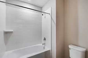 36659 Sagemoor Dr, Zephyrhills, FL 33541 - Photo 22