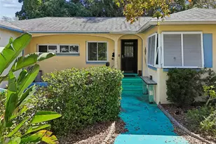 2120 Coronada Way S, Saint Petersburg, FL 33712 - Photo 4