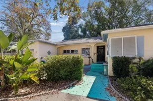 2120 Coronada Way S, Saint Petersburg, FL 33712 - Photo 4