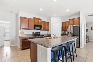 6637 Wagon Trail St, Zephyrhills, FL 33541 - Photo 18