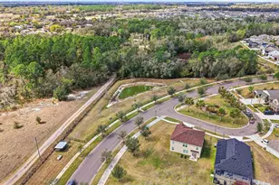 6637 Wagon Trail St, Zephyrhills, FL 33541 - Photo 82