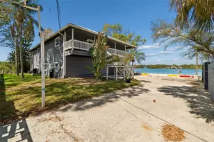 9901 Bay Dr, Gibsonton, FL 33534 - Photo 46