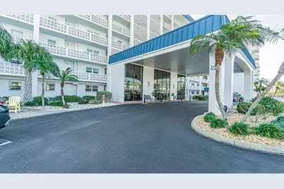 7 Elgin Place #301, Dunedin, FL 34698 - Photo 1