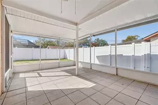 1707 Jillian Rd, Brandon, FL 33510 - Photo 36