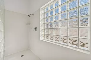 1707 Jillian Rd, Brandon, FL 33510 - Photo 26