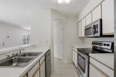 2118 Fluorshire Drive, Brandon, FL 33511 - Photo 12