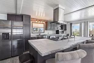 8060 Stockholm St, Brooksville, FL 34613 - Photo 14