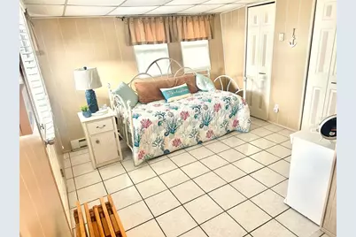 2000 E Bay Drive #49, Largo, FL 33771 - Photo 6