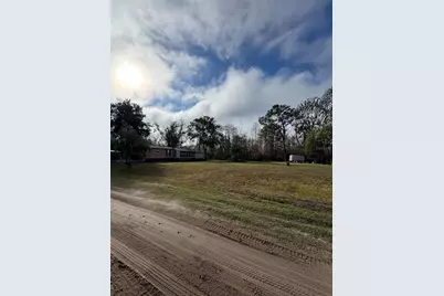 Via Plaza Way, New Port Richey, FL 34654 - Photo 1