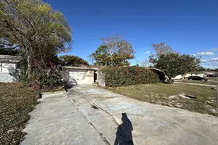 7621 Ilex Dr, Port Richey, FL 34668 - Photo 1
