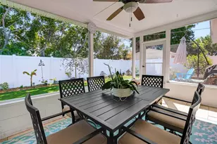 5723 1st St NE, Saint Petersburg, FL 33703 - Photo 8