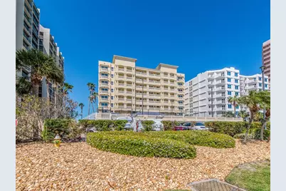 1370 Gulf Boulevard #402, Clearwater, FL 33767 - Photo 2