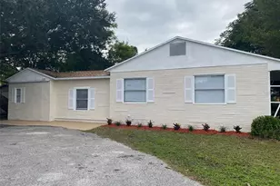 2525 Imlay Ct S, Saint Petersburg, FL 33705 - Photo 1