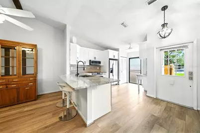 1725 Pine Ridge Way E #518E, Palm Harbor, FL 34684 - Photo 12