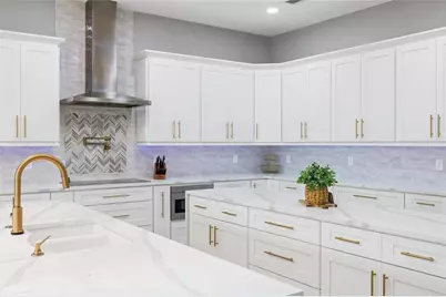 9810 Compass Point Way, Tampa, FL 33615 - Photo 16