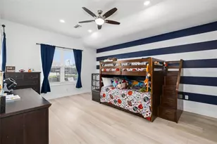 9810 Compass Point Way, Tampa, FL 33615 - Photo 38