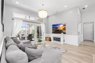 9810 Compass Point Way, Tampa, FL 33615 - Photo 10