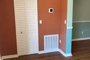 5980 Terrace Park Dr N, Saint Petersburg, FL 33709 - Photo 10