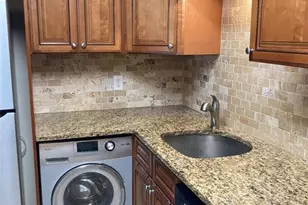 5980 Terrace Park Dr N, Saint Petersburg, FL 33709 - Photo 14