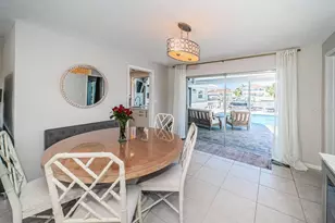 2180 Dolphin Blvd S, Saint Petersburg, FL 33707 - Photo 10