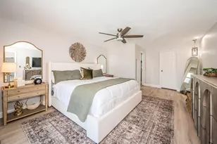 2180 Dolphin Blvd S, Saint Petersburg, FL 33707 - Photo 22
