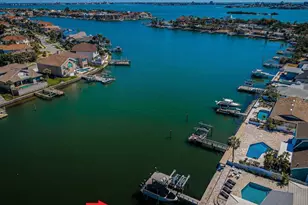 2180 Dolphin Blvd S, Saint Petersburg, FL 33707 - Photo 56