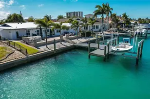 430 Palm Island SE, Clearwater Beach, FL 33767 - Photo 68