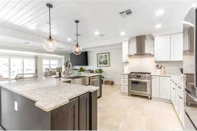 430 Palm Island SE, Clearwater Beach, FL 33767 - Photo 8