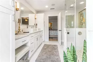 430 Palm Island SE, Clearwater Beach, FL 33767 - Photo 38