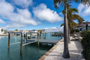 430 Palm Island SE, Clearwater Beach, FL 33767 - Photo 64