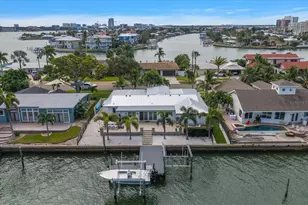 430 Palm Island SE, Clearwater Beach, FL 33767 - Photo 4