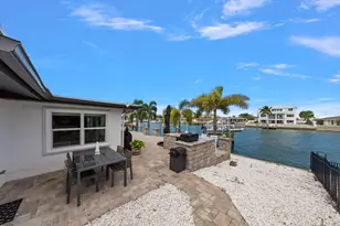 430 Palm Island SE, Clearwater Beach, FL 33767 - Photo 42