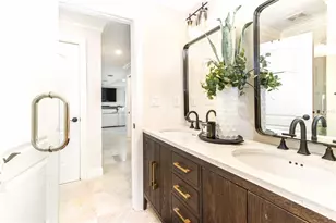 430 Palm Island SE, Clearwater Beach, FL 33767 - Photo 26