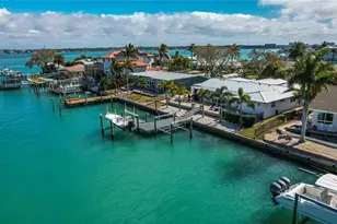430 Palm Island SE, Clearwater Beach, FL 33767 - Photo 62