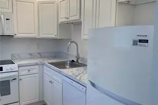 7425 Bay Island Dr S, South Pasadena, FL 33707 - Photo 8