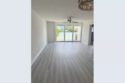 7425 Bay Island Drive S #103, South Pasadena, FL 33707 - Photo 4