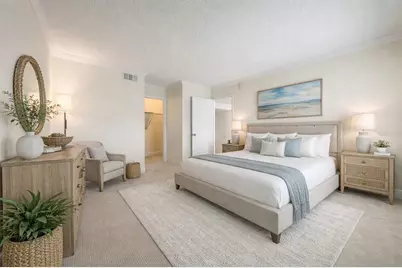 1361 Snell Isle Boulevard NE #6, Saint Petersburg, FL 33704 - Photo 4