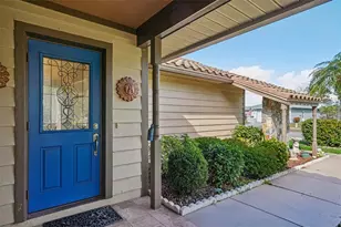 10660 41st Ct N, Clearwater, FL 33762 - Photo 8